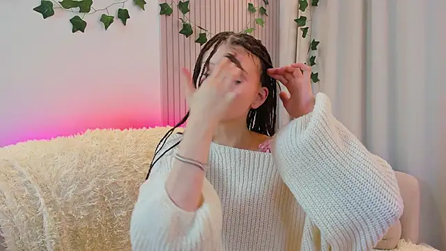 Snapshot of CindyGarrison chatting on January 2025 12:26:02 AM CindyGarrison online show from January 2025 12:26:02 AM