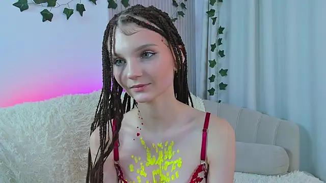 Snapshot of CindyGarrison chatting on January 2025 01:37:02 AM CindyGarrison online show from January 2025 01:37:02 AM