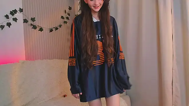 Snapshot of CindyGarrison chatting on February 2025 12:10:02 AM CindyGarrison online show from February 2025 12:10:02 AM