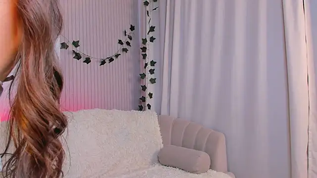 Snapshot of CindyGarrison chatting on February 2025 03:39:02 AM CindyGarrison online show from February 2025 03:39:02 AM