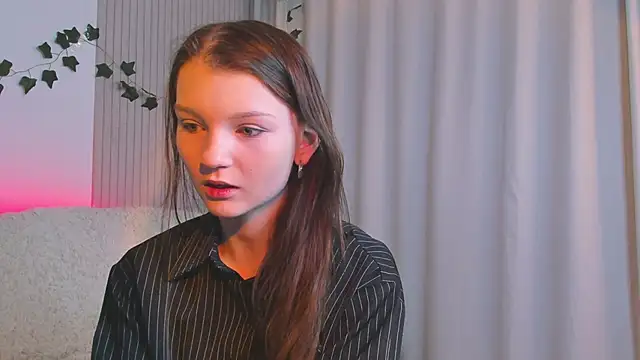 Snapshot of CindyGarrison chatting on February 2025 12:36:02 AM CindyGarrison online show from February 2025 12:36:02 AM