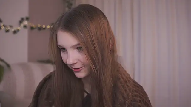 Snapshot of CindyGarrison chatting on September 2025 10:33:02 PM CindyGarrison online show from September 2025 10:33:02 PM