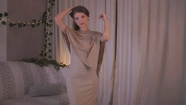 Snapshot of CindyGarrison chatting on October 2025 01:47:01 AM CindyGarrison online show from October 2025 01:47:01 AM