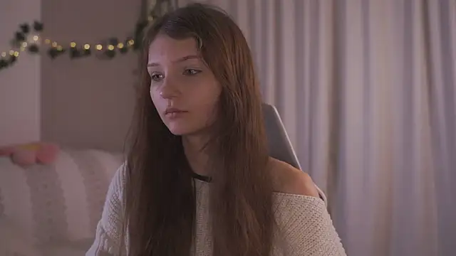 Snapshot of CindyGarrison chatting on October 2025 01:20:02 AM CindyGarrison online show from October 2025 01:20:02 AM