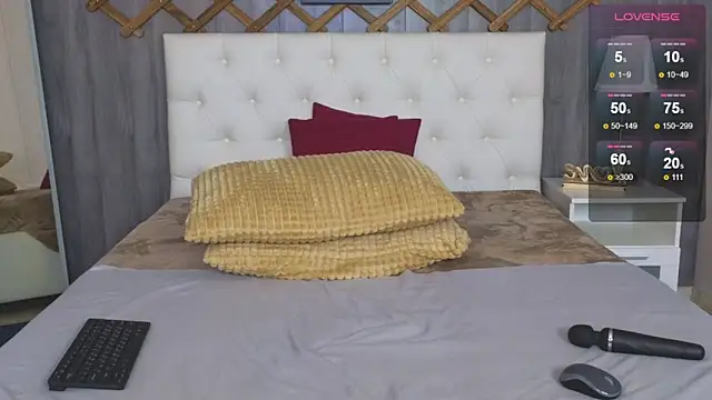 EvaCroan online show from December 2024 06:51:01 AM