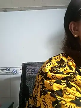 Snapshot of phnz chatting on February 2025 11:53:01 AM phnz online show from February 2025 11:53:01 AM