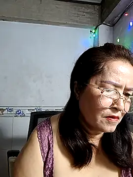 Snapshot of phnz chatting on December 2025 09:49:01 AM phnz online show from December 2025 09:49:01 AM