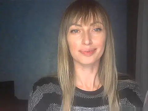 EffectMaya online show from April 2026 05:02:01 PM