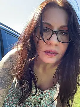 Snapshot of BeautifulMesss chatting on September 2025 04:12:02 PM BeautifulMesss online show from September 2025 04:12:02 PM