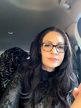 Snapshot of BeautifulMesss chatting on October 2025 04:31:02 PM BeautifulMesss online show from October 2025 04:31:02 PM