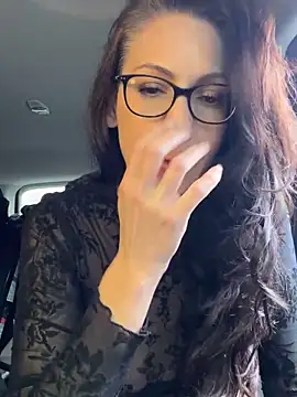 Snapshot of BeautifulMesss chatting on October 2025 03:36:01 PM BeautifulMesss online show from October 2025 03:36:01 PM