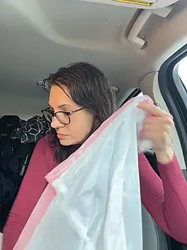 BeautifulMesss online show from February 2026 03:40:01 PM