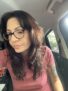 Snapshot of BeautifulMesss chatting on May 2026 04:36:01 PM BeautifulMesss online show from May 2026 04:36:01 PM