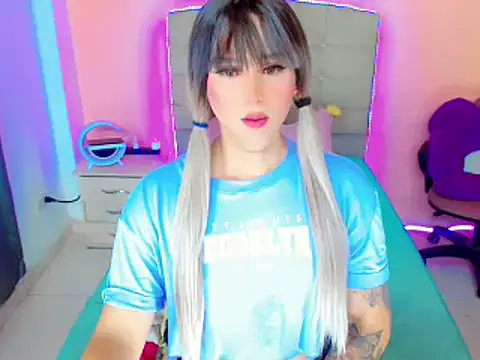 Snapshot of TaylorMon chatting on January 2025 05:27:01 AM TaylorMon online show from January 2025 05:27:01 AM