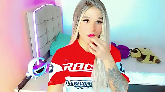 Snapshot of TaylorMon chatting on March 2025 05:57:01 AM TaylorMon online show from March 2025 05:57:01 AM