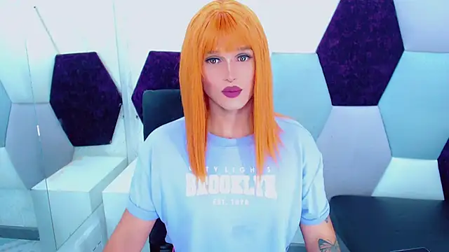 Snapshot of TaylorMon chatting on September 2025 02:05:02 AM TaylorMon online show from September 2025 02:05:02 AM