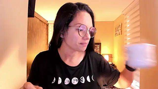 Snapshot of anabel_025 chatting on March 2025 12:25:01 PM anabel 025 online show from March 2025 12:25:01 PM