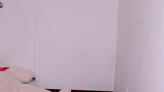 Snapshot of rousesuly chatting on January 2025 10:52:02 PM rousesuly online show from January 2025 10:52:02 PM