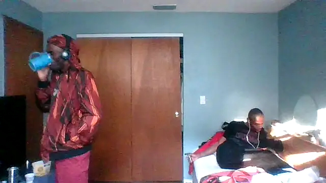 mexxy l online show from November 2025 01:10:02 PM