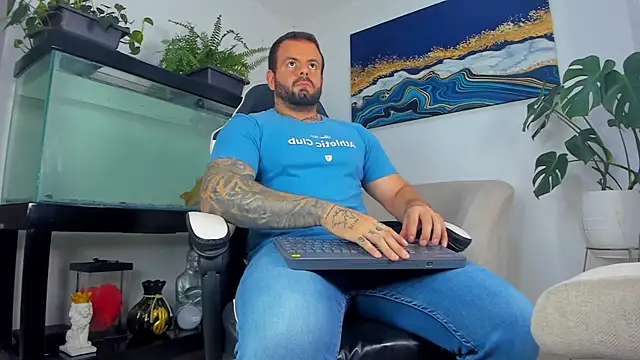 Johnnygrayson1 online show from May 2026 01:03:01 AM