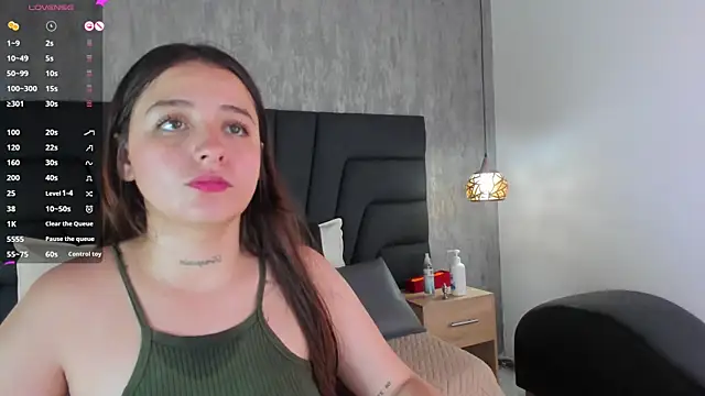 Sabrina Lennox online show from February 2025 01:44:02 AM