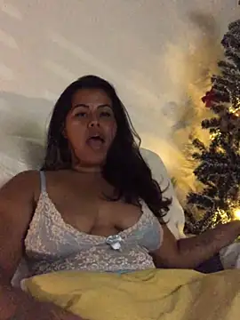 Snapshot of lollitta-33677 chatting on December 2024 07:06:02 AM lollitta-33677 online show from December 2024 07:06:02 AM