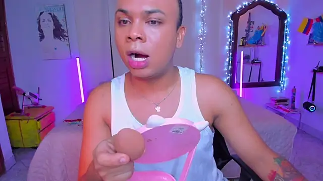 CuteRomi online show from October 2025 04:13:01 AM