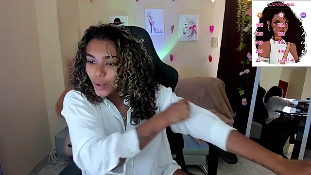 Snapshot of aleja_montiel__ chatting on March 2025 12:52:01 PM aleja montiel online show from March 2025 12:52:01 PM