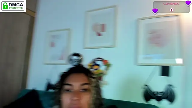 Snapshot of aleja_montiel__ chatting on October 2025 12:38:01 PM aleja montiel online show from October 2025 12:38:01 PM