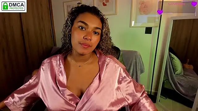 Snapshot of aleja_montiel__ chatting on November 2025 12:49:01 PM aleja montiel online show from November 2025 12:49:01 PM