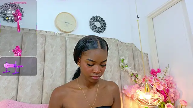 ShanelWest online show from October 2025 01:31:01 PM