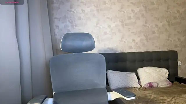 weshycouple online show from March 2025 07:15:02 PM