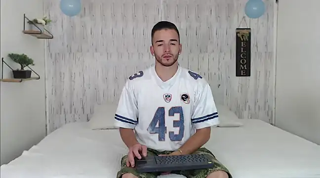 tommycash 777 online show from March 2025 03:41:01 PM