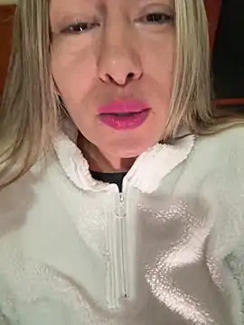 xLadyScarlettx online show from February 2025 02:06:02 AM