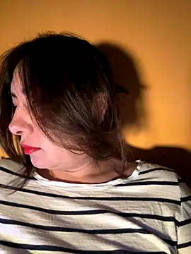 xLadyScarlettx online show from September 2025 01:49:01 AM