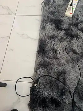 Lucom23 online show from April 2026 04:15:02 PM