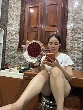 LiLi-Kirix99 online show from June 2026 12:31:02 PM