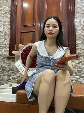 LiLi-Kirix99 online show from June 2026 07:58:02 PM