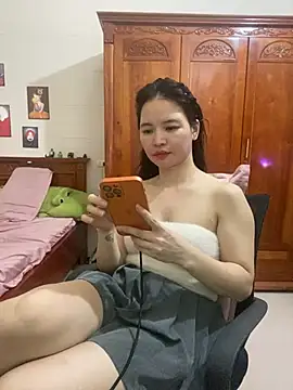 LiLi-Kirix99 online show from July 2026 03:06:02 PM