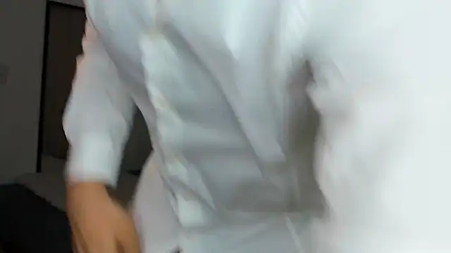 Snapshot of mateoleonee chatting on December 2024 09:24:02 PM mateoleonee online show from December 2024 09:24:02 PM