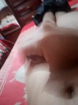 Snapshot of yahirgyui chatting on September 2025 02:06:02 AM yahirgyui online show from September 2025 02:06:02 AM