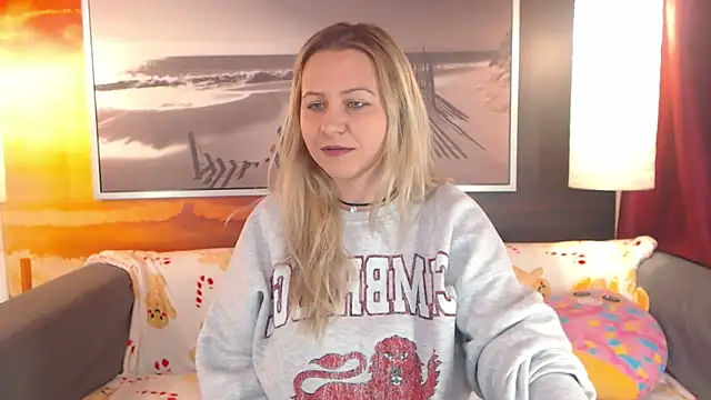 Snapshot of BigBoobsARRI chatting on December 2024 07:07:02 PM BigBoobsARRI online show from December 2024 07:07:02 PM