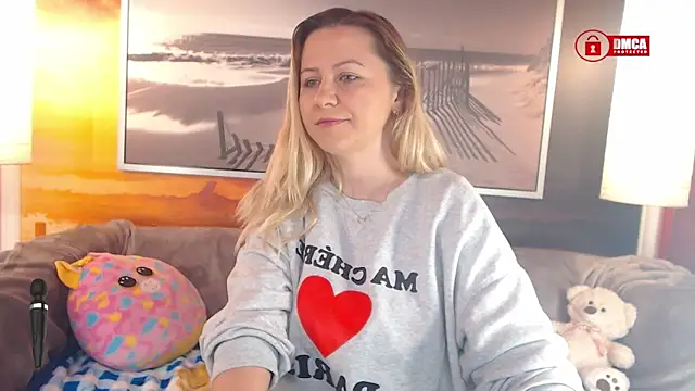 Snapshot of BigBoobsARRI chatting on February 2025 06:28:01 AM BigBoobsARRI online show from February 2025 06:28:01 AM