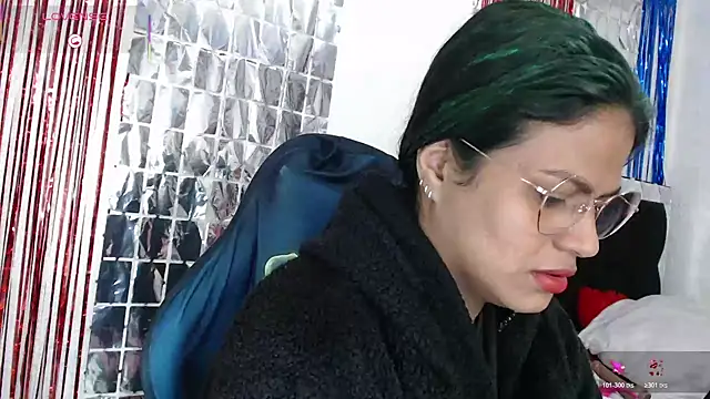 SweetAlmaa online show from November 2025 11:45:01 AM