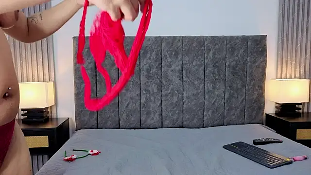 Ema Stone65 online show from December 2025 10:38:01 PM