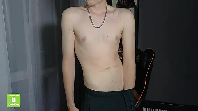 Snapshot of Keytaro chatting on September 2025 10:21:02 PM Keytaro online show from September 2025 10:21:02 PM