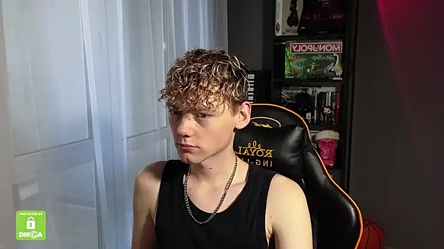 Snapshot of Keytaro chatting on September 2025 01:49:01 PM Keytaro online show from September 2025 01:49:01 PM