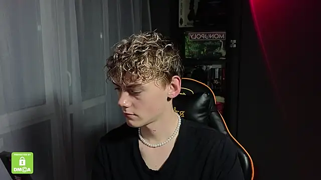 Snapshot of Keytaro chatting on October 2025 02:50:01 PM Keytaro online show from October 2025 02:50:01 PM