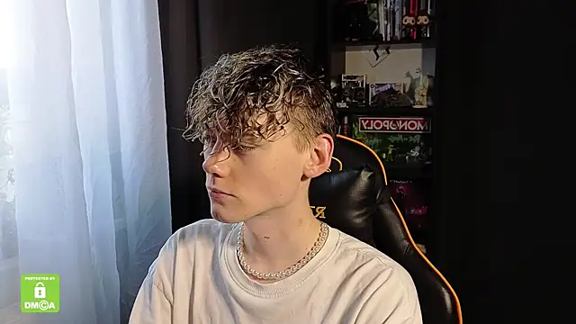 Keytaro online show from December 2025 11:14:02 AM