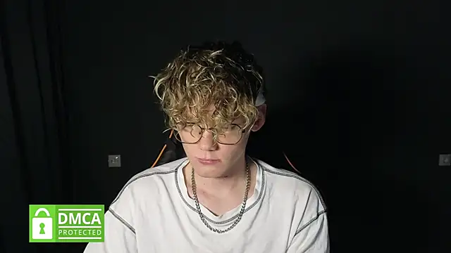 Keytaro online show from April 2026 12:57:01 AM